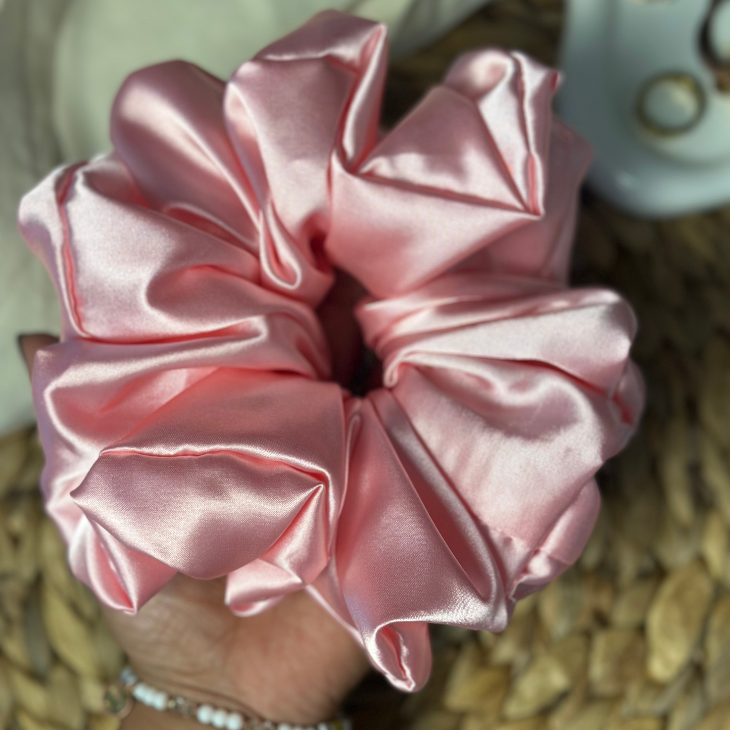 Cloud Scrunchie | Pink Champagne