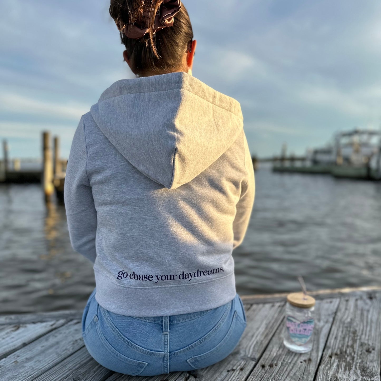 Chase Your Daydreams Cropped Zipped up